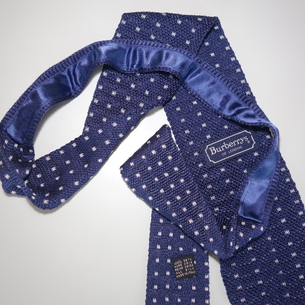 Vintage Burberrys of London Blue Knit 100% Silk Tie Made In Italy - Picture 6 of 6